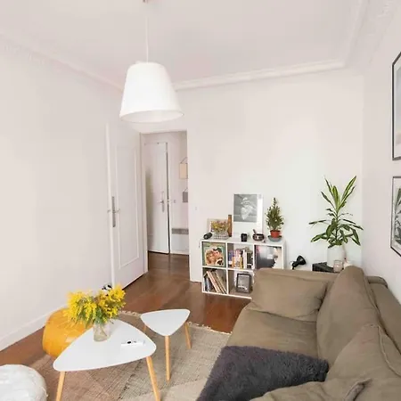 Apartment Proche Metro Nid Parisien - 11e *